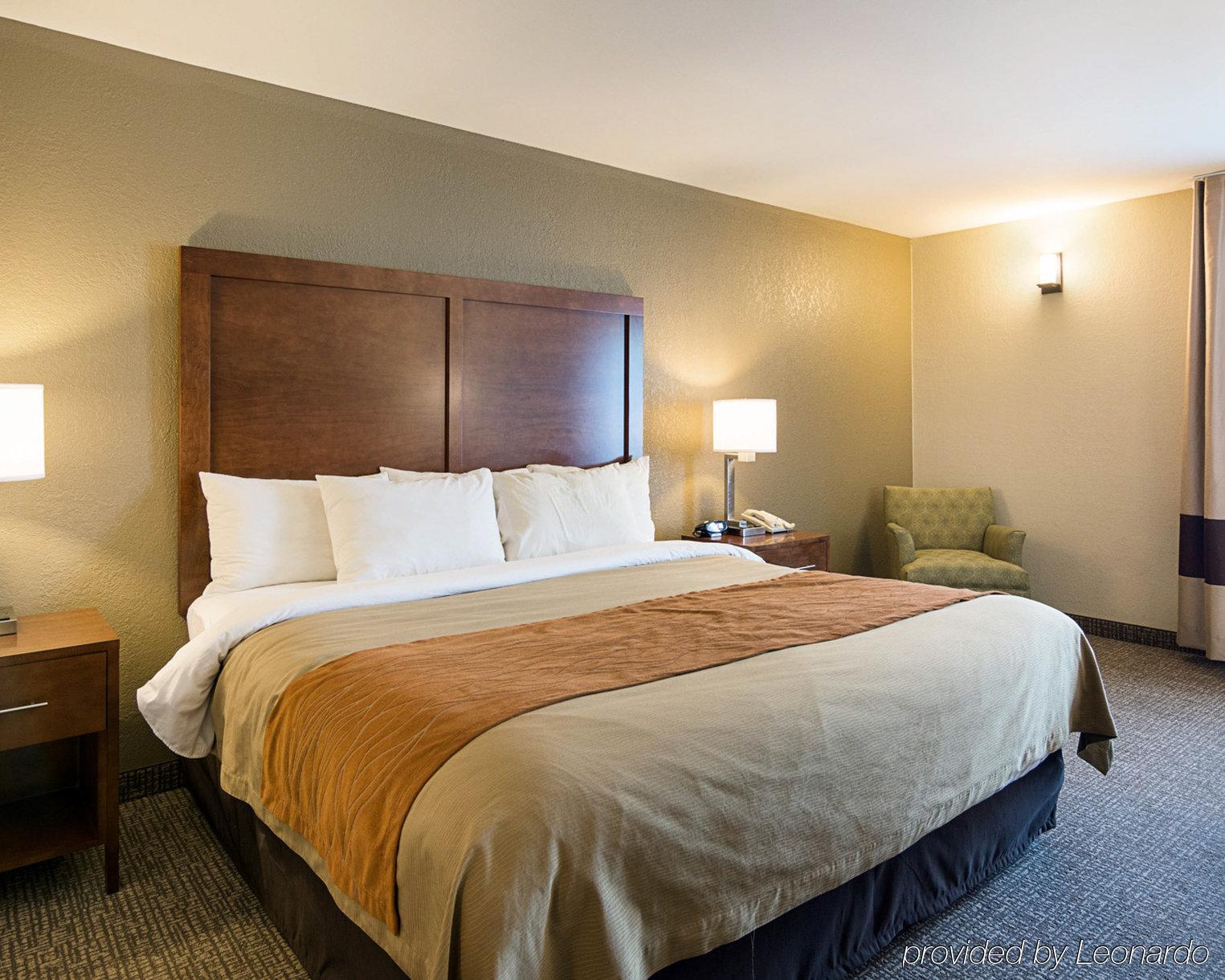 Red Roof Inn Newport News - Yorktown Exterior photo